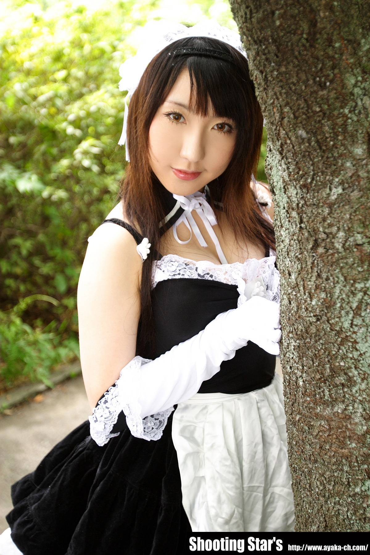 [Cosplay]  Sexy Maid with big boobs